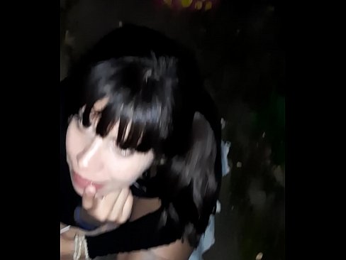 ❤️ در خیابان آلت تناسلی متورم در ازای آب نبات ️ سوپر سکس در پورنو fa.sex-porntube.ru ❌️❤